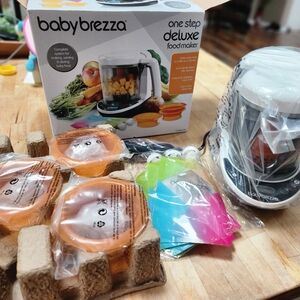 Baby Brezza One Step Deluxe Food Maker NIB